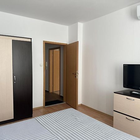 Oazis Cozy Beach Apartment Ravda Bagian luar foto