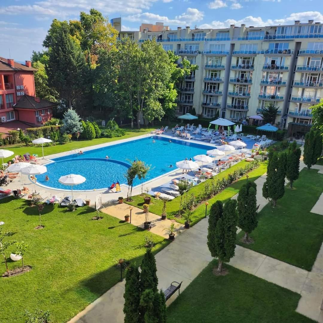 Oazis Cozy Beach Apartment Ravda Bagian luar foto